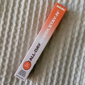 NIB sacheu all day cheeks day – N i’m playful